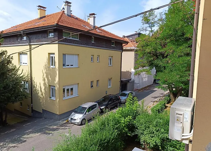 Luxapart Dzidzikovac Centar Free Parking